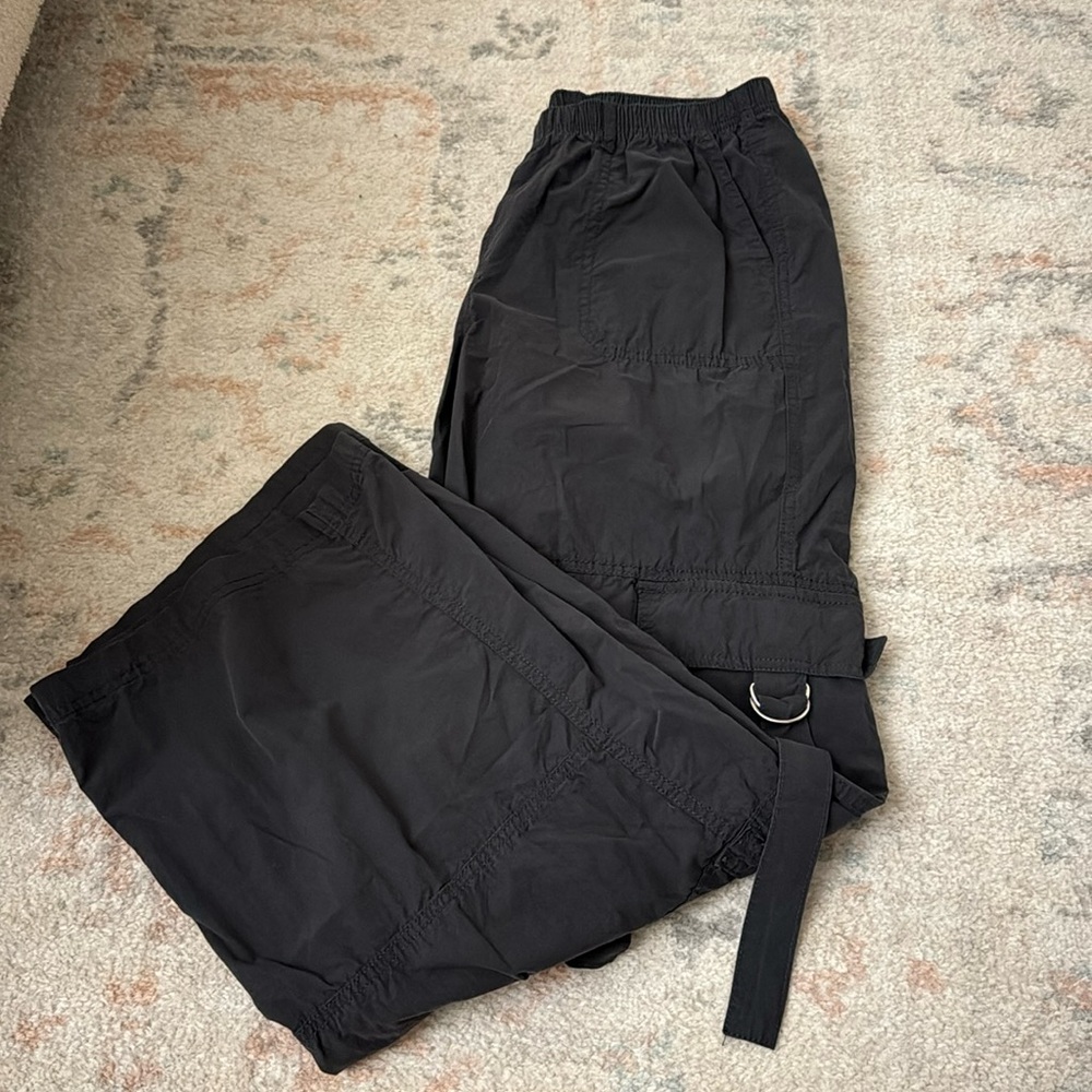 Wild Fable Women’s Mid-Rise Wide Leg Cargo Pants (size M NWT)
